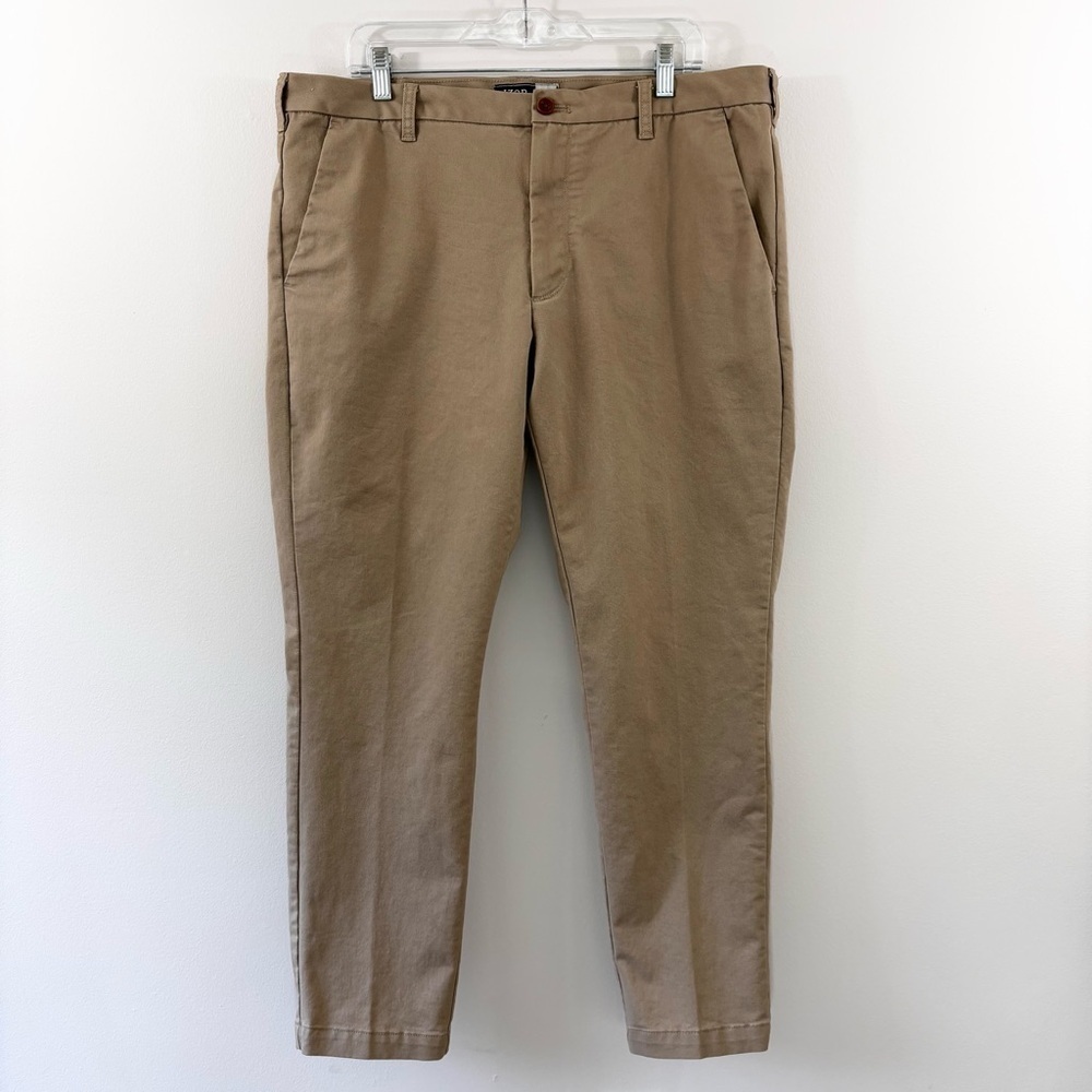 Izod khaki slim fit pants